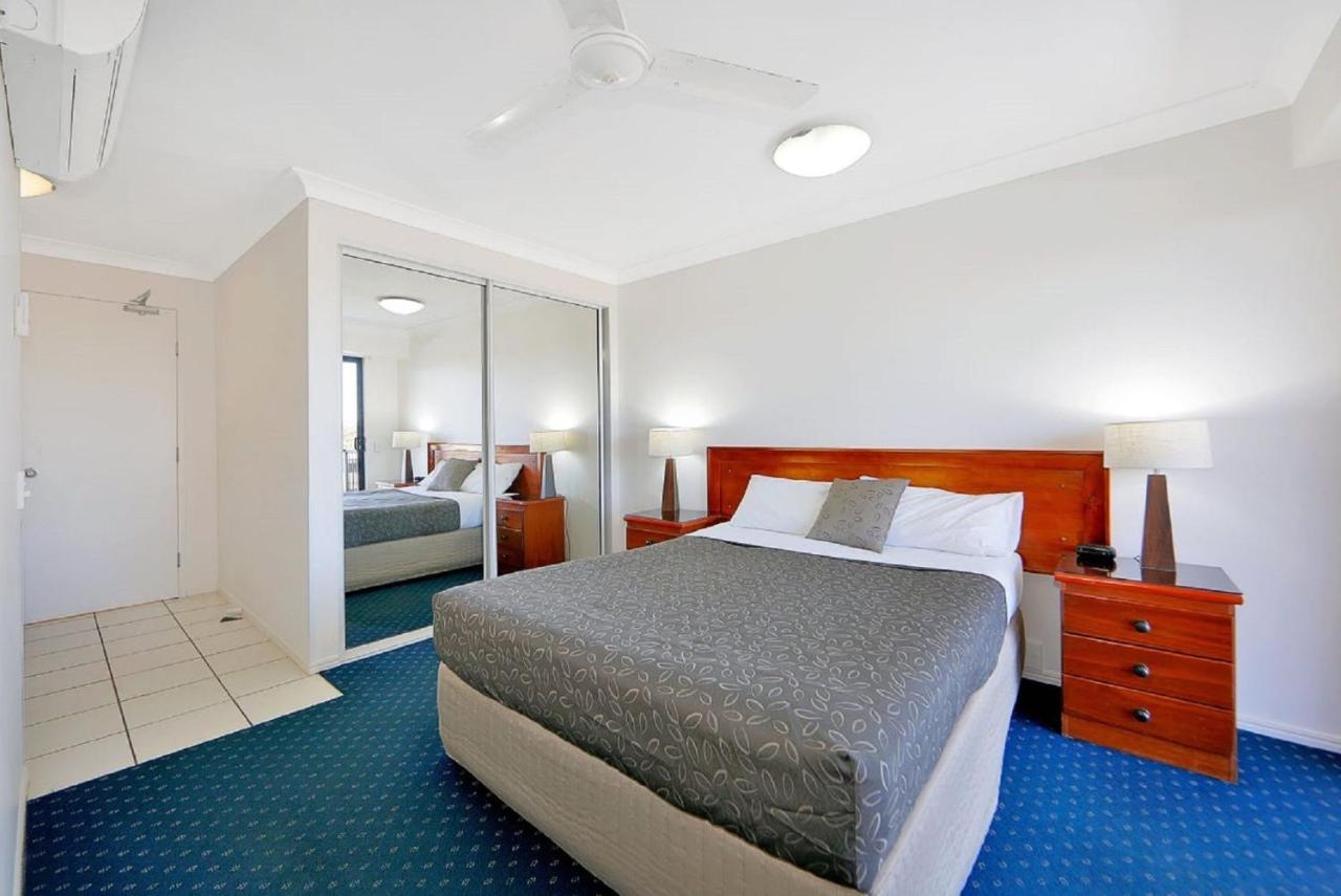 Apartment 404b Coral Sands